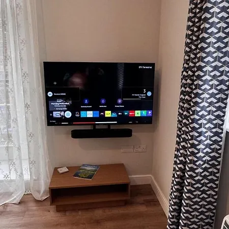 The Queens Nest, 1 - Bed, Sleeps 2 Apartman