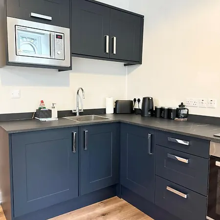 The Queens Nest, 1 - Bed, Sleeps 2 Apartment *