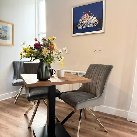 The Queens Nest, 1 - Bed, Sleeps 2