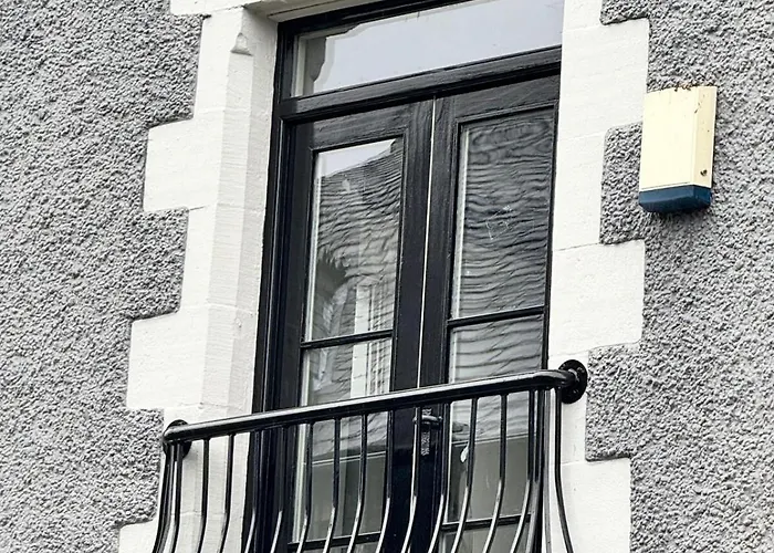 The Queens Nest, 1 - Bed, Sleeps 2 شقة *